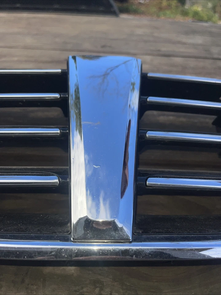 OEM 2011 - 2013 Hyundai Equus Front Grille EQUUS 11 12 13 Genuine 863513N000 - Image 4 of 4