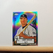 2021 TOPPS Chrome Platinum Baseball Larry Walker base REFRACTOR card # 527