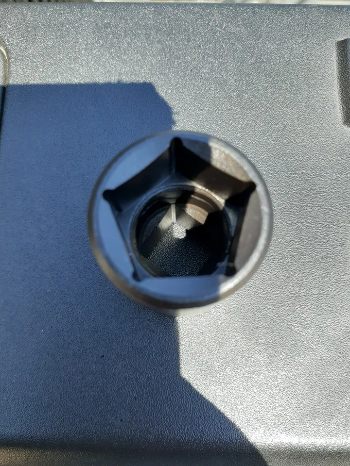 WHITE - USA  Lineman's Penta Socket 3/4" X 1/2" DRIVE NEW PENTAGON SOCKET - Image 4 of 4