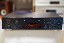 Tascam MD-350 Professional MD Recorder Deck Power On Tested Junk As-Is Japan