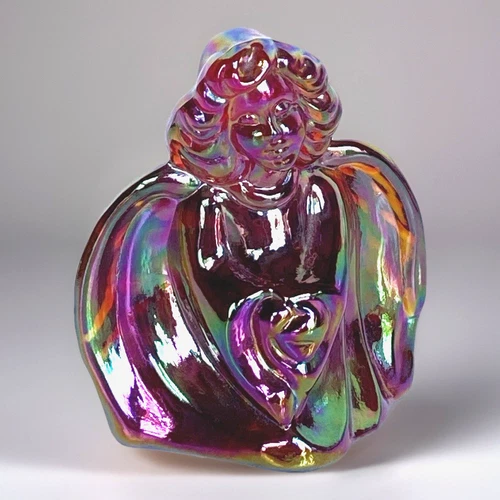 Vtg Fenton ared Iridescent Carnival Glass Angel Figurine Heart in Hands 3-3/8"