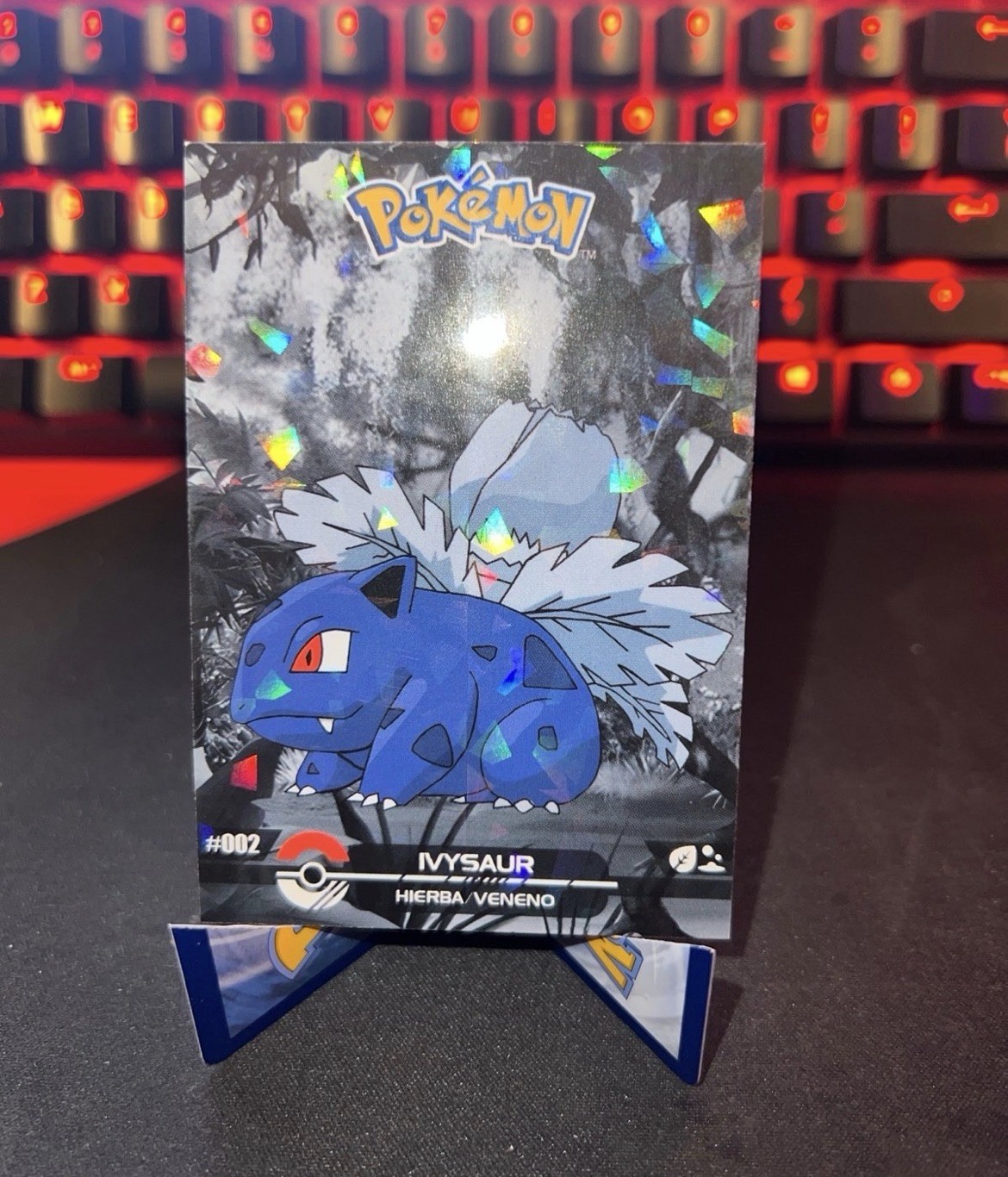 Ivysaur #2 - Cracked Ice Holo - Crystal Dark Black 2025 - Pokemon Card