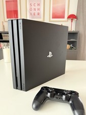 Sony PlayStation 4 Pro 1TB SSD Heimkonsole - Schwarz (CUH-7016B)