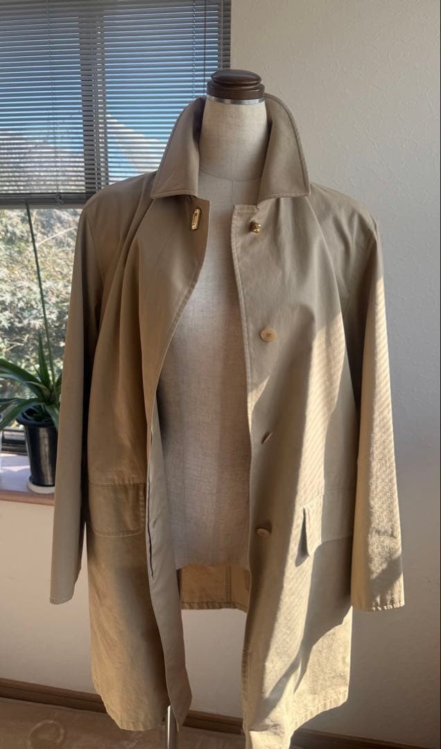 Burberry Trench Coat Beige Cotton With Gold Logo Size M For Women thumbnail 14