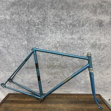 Vintage Windsor International Road Bike Frame 56cm Blue Steel Lugged 27in 123mm