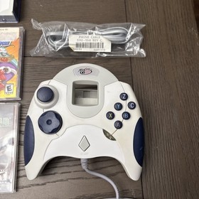 Sega Dreamcast Console Bundle Inc 4 Remotes-Games-Memory Card-Manuals-Works Good