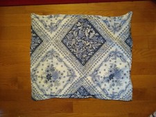 LAUREN RALPH LAUREN Blue White Floral Standard Pillowsham Pillow Sham EUC