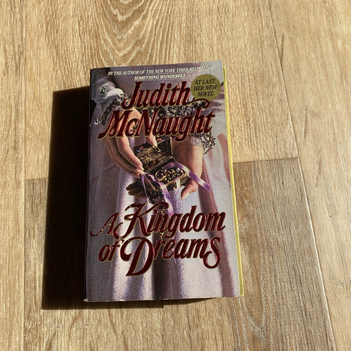 A KINGDOM OF DREAMS JUDITH MCNAUGHT 1989 Stepback Knock back Cover