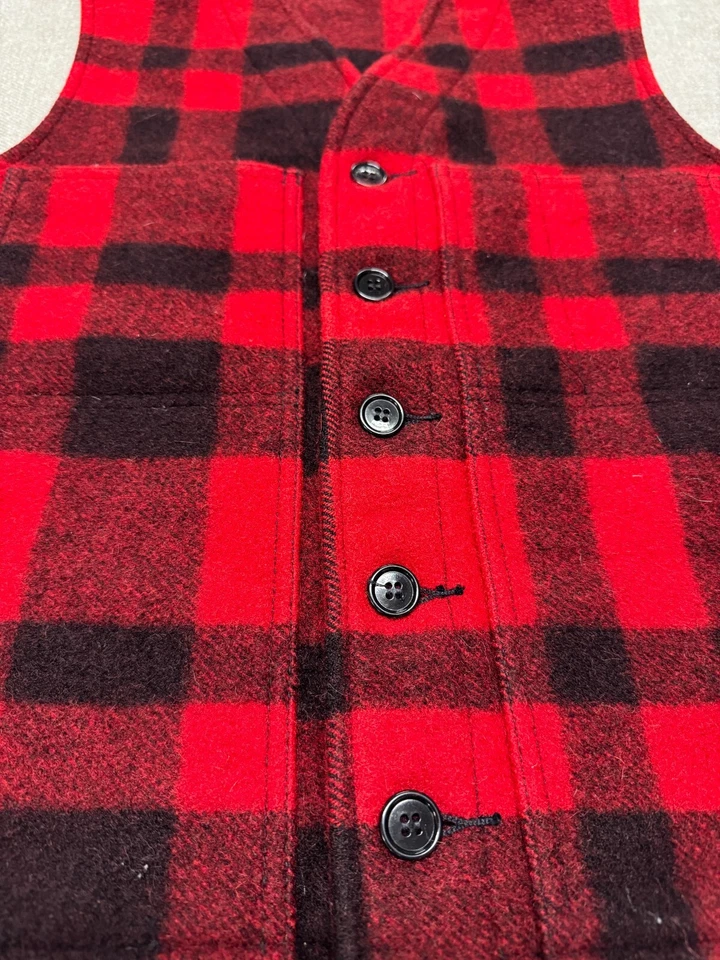 Filson Vest Size 42 (L) Style 20 Mackinaw 100% Virgin Wool USA Made Red Plaid - Image 3 of 4