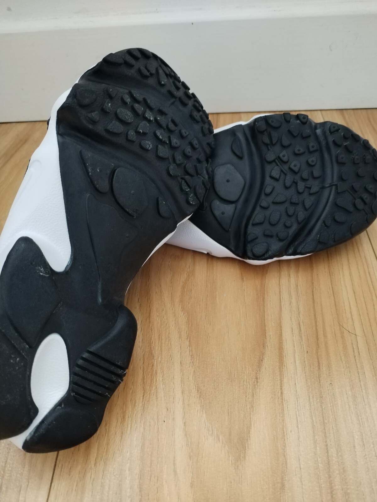 nike air rifts junior