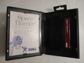 Sega Master System SPACE HARRIER w/Cartridge, Instructions & Box (CIB)