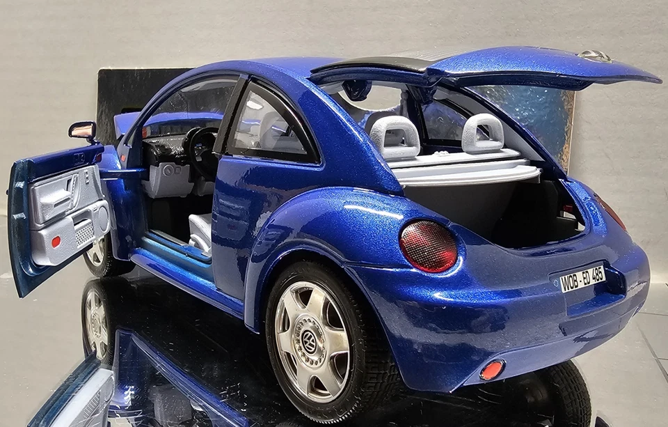 Coche diecast vintage 1998 Burago Gold Collection Volkswagen nuevo escarabajo escala 1:18 Foto 3 de 4