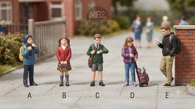 Waiting Outside School Display Figures 1:87 & 1:64 Scale Scene Set