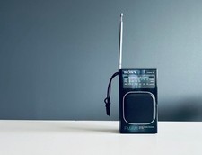 Sony Icf-S16 Portable Radio Fm/Am Vintage JPN Limited Edition rare Model VHTF Co