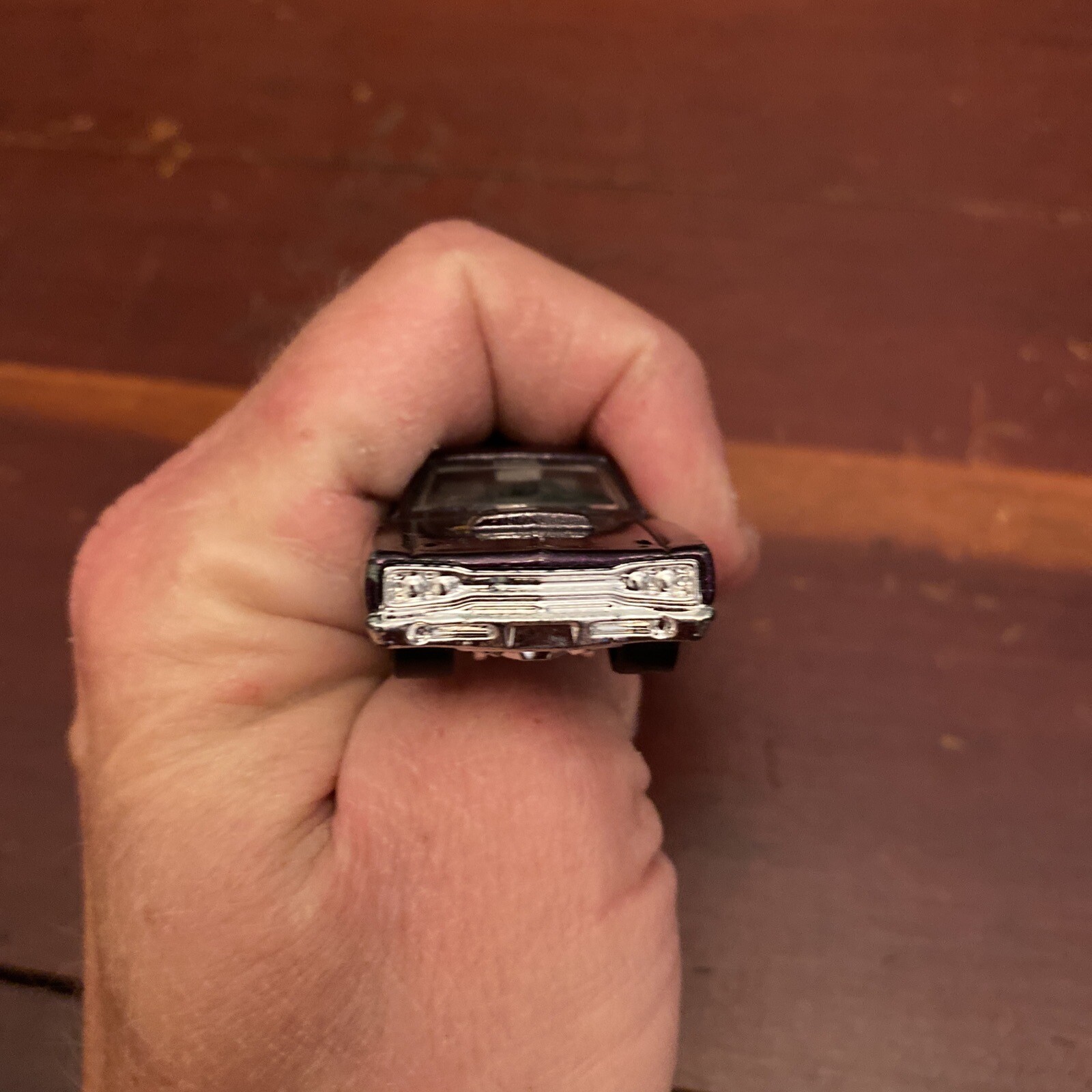Picture 5 of 24