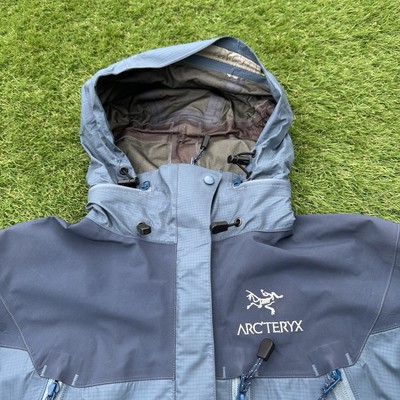 Vintage Arcteryx Womens Small Gore-Tex XCR Shell Jacket WGJ0-03