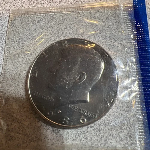 1986 P Kennedy Half Dollar Uncirculated Clad in Mint Cello