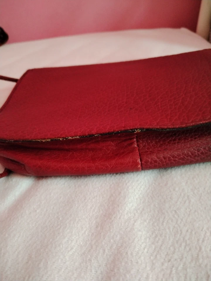Petit sac bandoulière Vintage Guy Laroche - Photo 2/4