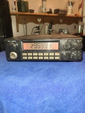RANGER RCI 2950 HAM RADIO TRANSCEIVER Powers UP but Untested Further For Parts