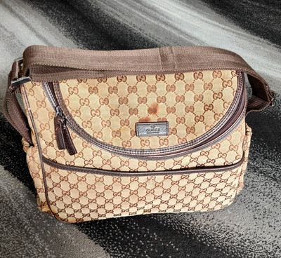 Gucci GG Supreme Monogram Canvas Baby Wickeltasche mit Matte 123326 #