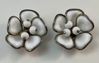 Vintage CROWN TRIFARI White Milk Glass 3D Flower Clip-On Earrings READ