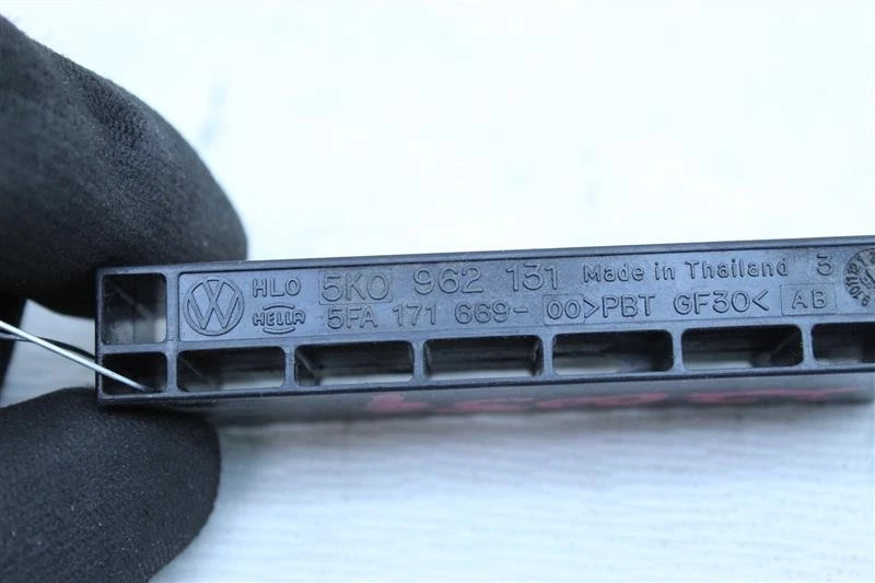 Used Antenna fits: 2017 Volkswagen Jetta Grade A Foto 3 de 4