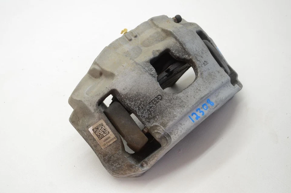 16-18 Audi A6 Passenger Right Front Caliper - Image 3 of 4