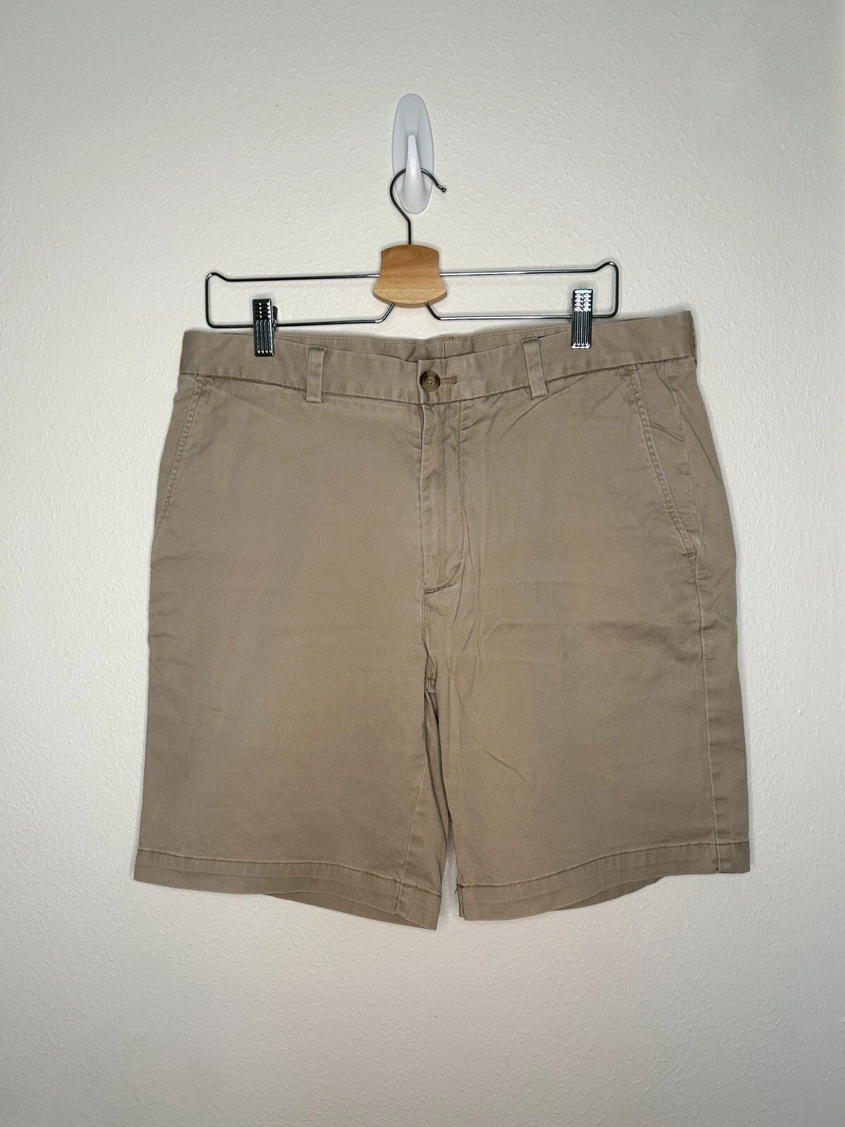 Vineyard Vines Men's 34 Khaki Breaker Short