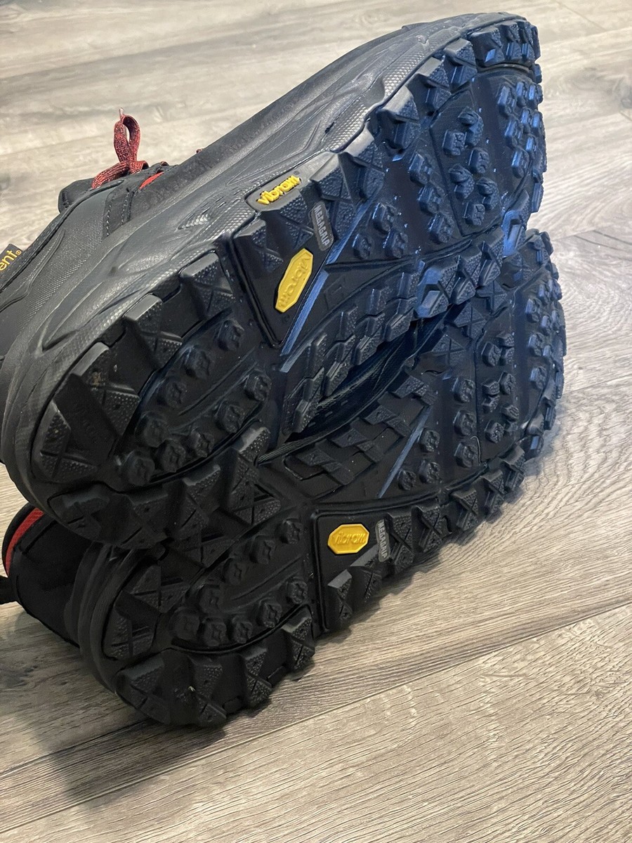 Hoka One One x Engineered Garments EG Japan Toe Ultra Bondi Hoka One One x Engineered Garments EG Japan Toe Ultra Bondi