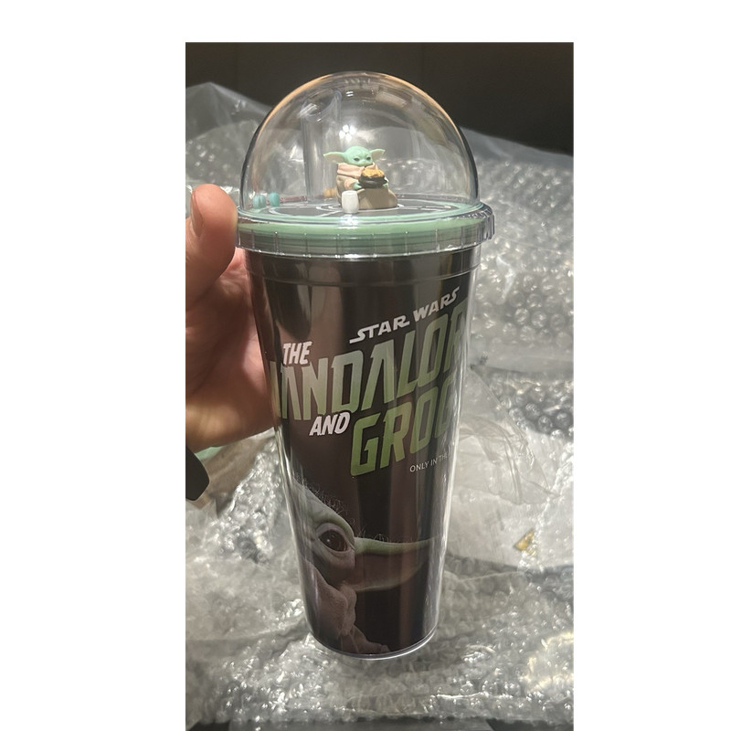 Star Wars The Mandalorian Grogu Collectible Tumbler Cup with Grogu Figure Lid