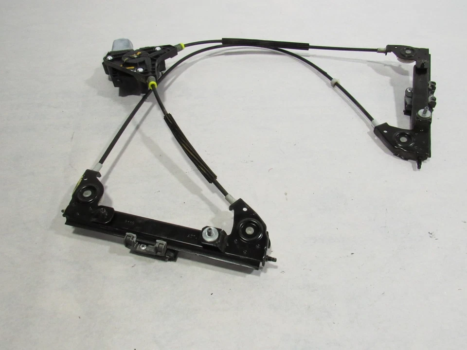 Ferrari 488 Spider 2017 Rear Back Window Glass Regulator W/ Motor 15-19 | :Y - Image 3 of 4