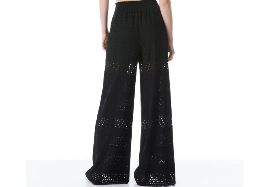 Pantalones para mujer Alice+Olivia Russell cintura alta ojales pierna ancha negros talla mediana Foto 3 de 4