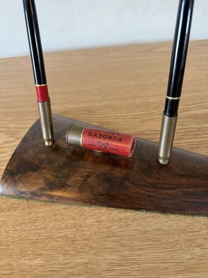 Sehr seltener antiker PURDEY Desktop Stifthalter mit Po & Inert Dummy Patrone sehr guter Zustand