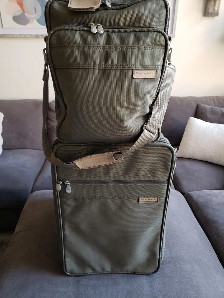 Briggs And Riley Baseline Olive 22" EXP Carry On 2 Wheel Rolling Bag & Cabin Bg  - Image 3 of 4