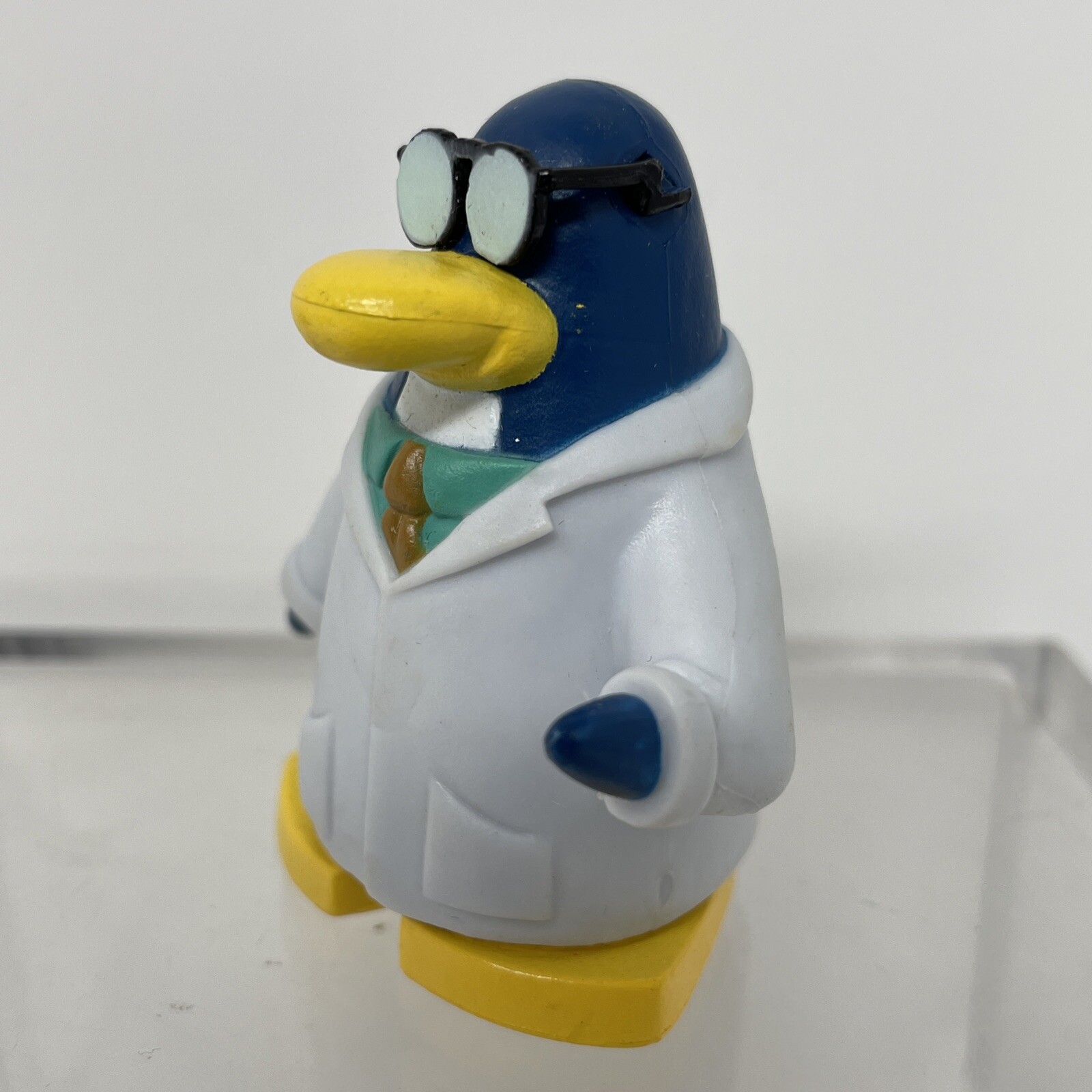 Disney Club Penguin Series 2 Mix 'N Match Mini Figure Pack Gary the Gadget  Guy with Robot (Includes Coin with Code!) 