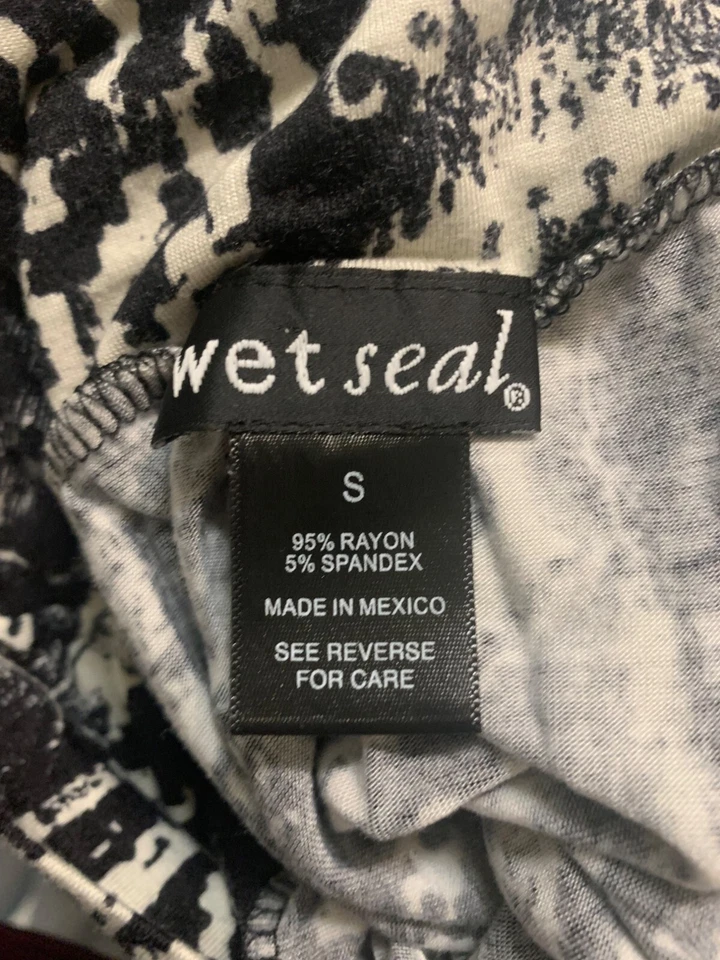 Maxi falda para mujer con estampado tribal azteca Wet Seal talla pequeña negra Y2K retro P10 Foto 4 de 4