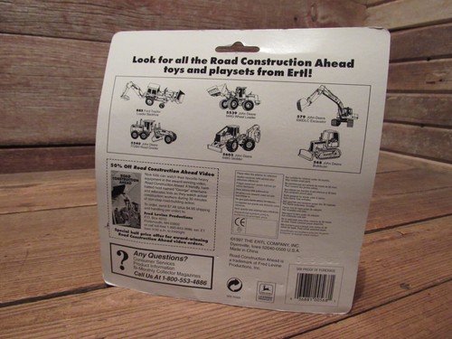 Vintage 1990's Ertl 568 Die Cast Road Construction John Deere 550G Crawler Dozer - Picture 5 of 5