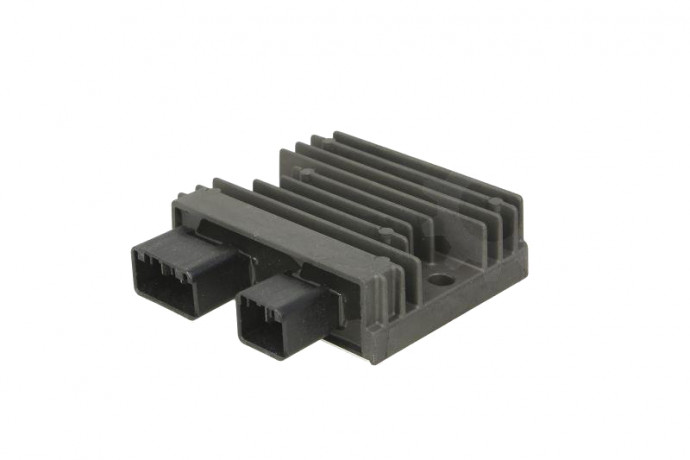 Régulateur RGU-176 Tourmax pour réparer le circuit de charge Honda SH 300i