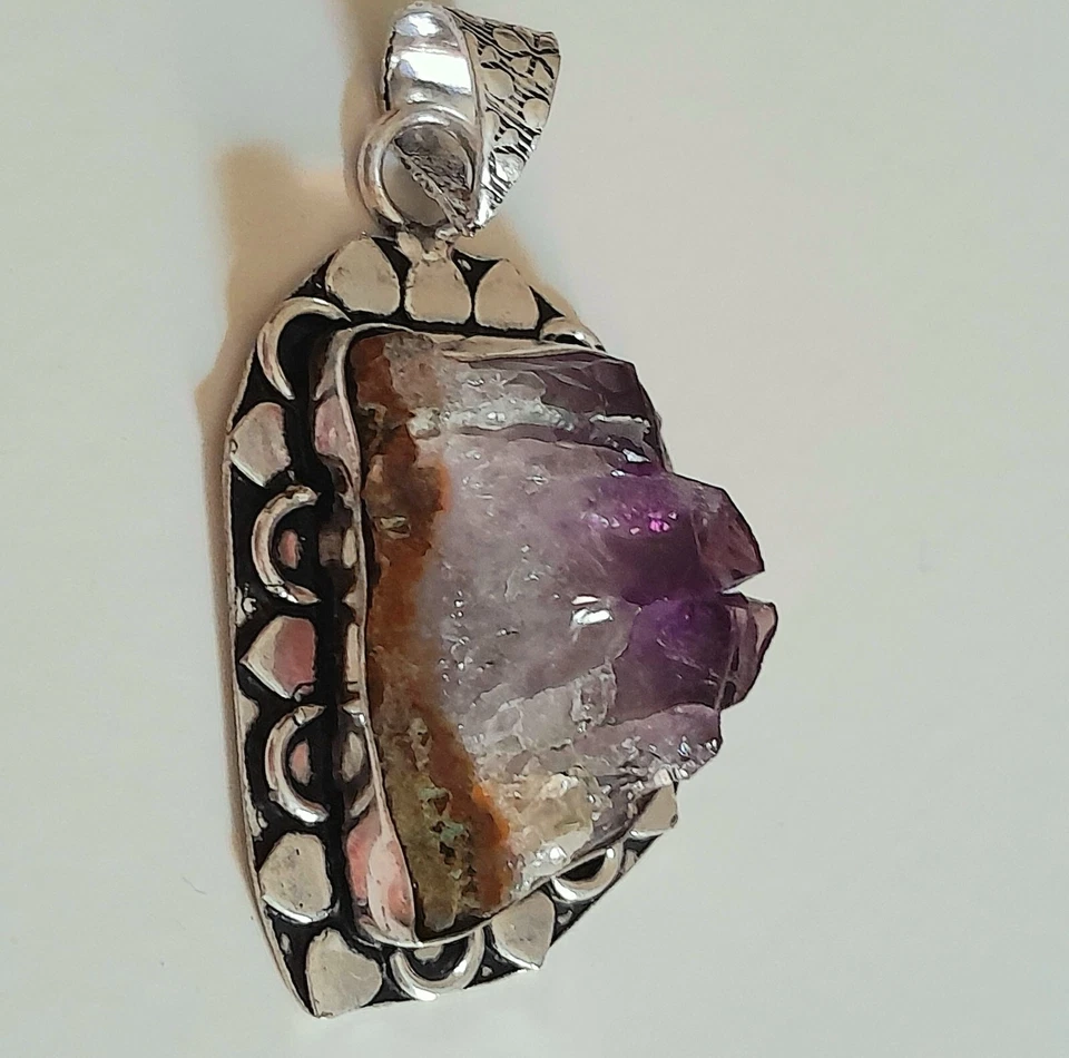 PENDENTE AMETISTA NATURALE, ARGENTO 925 LAVORATO, GRANDE CIONDOLO AMETISTA DRUZY - Immagine 3 di 4
