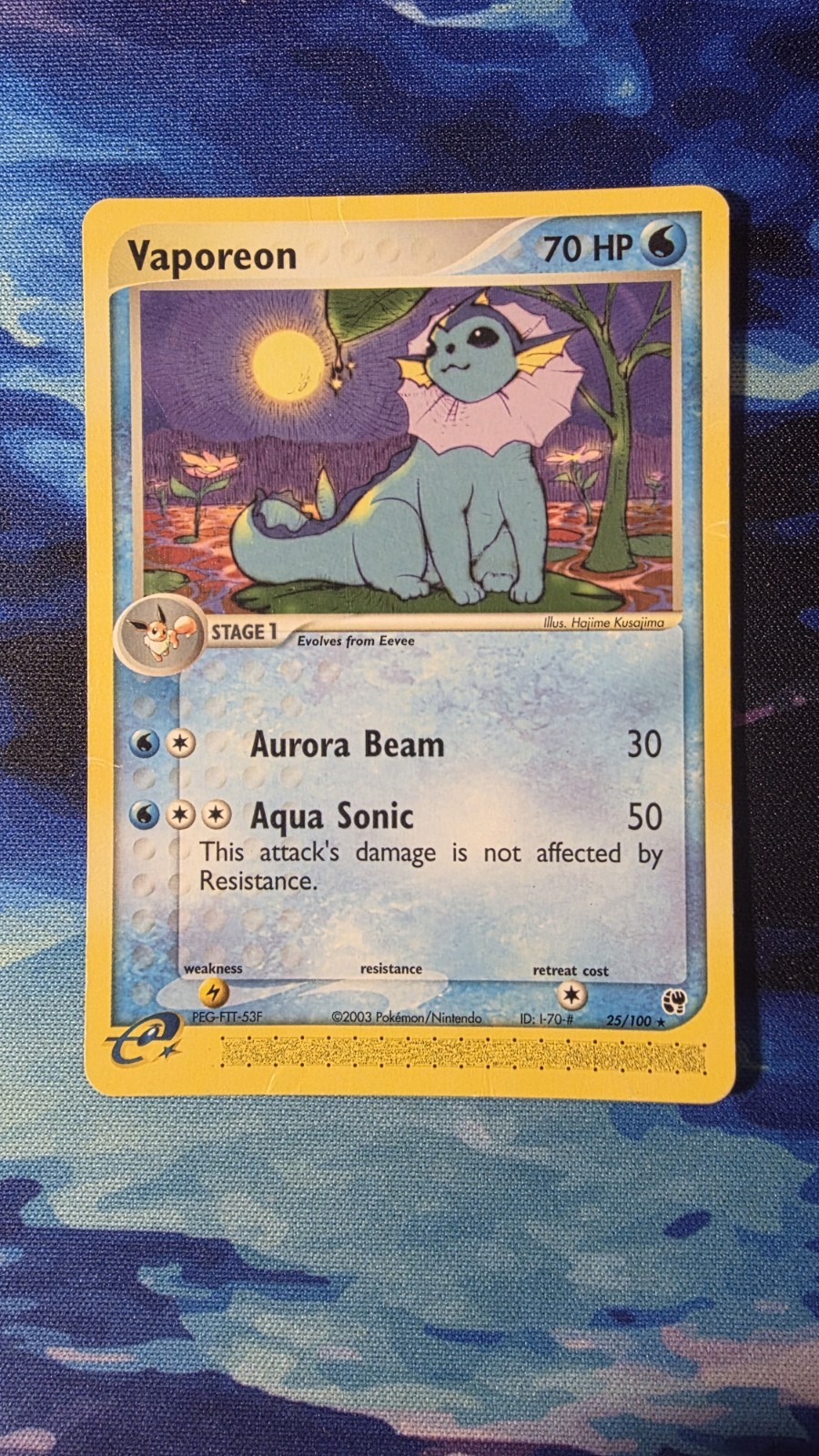 Vaporeon 25/100 MP Pokemon Card