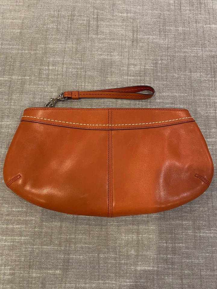 Coach Leather Ashley Clutch Purse Burnt Orange, 12 In Long, Slight Scuff On Back - Изображение 3 из 4