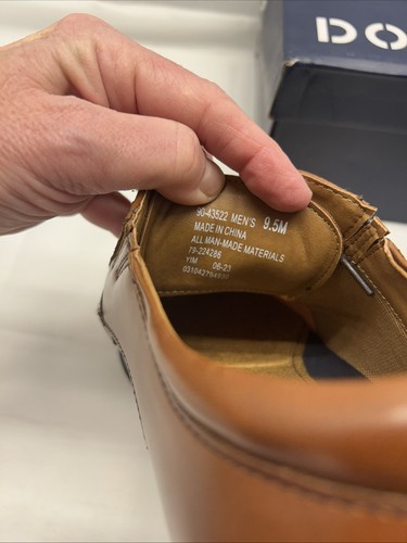 Dockers Geyer Business Dress Shoe Run Off Toe Oxford Style Tan Men Sz 9.5 NEW - Picture 8 of 9