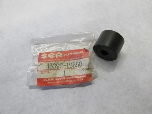 SPACER, FRONT