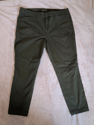 OLD NAVY Women's Chino Pant PIXIE Olive Sz 16 - Never Fade, Smooth Stretch 