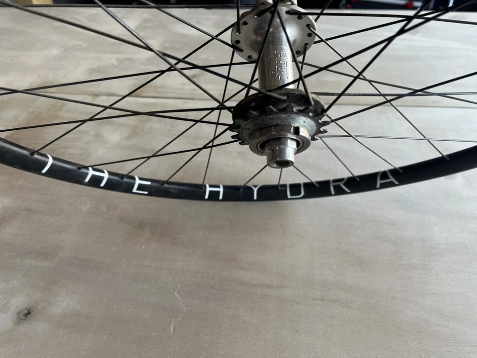 Fixed Gear 700c Wheel Paul 142mm Thru Axle Fixed Gear Disc Hub X Hydra Rim - Image 2 of 4