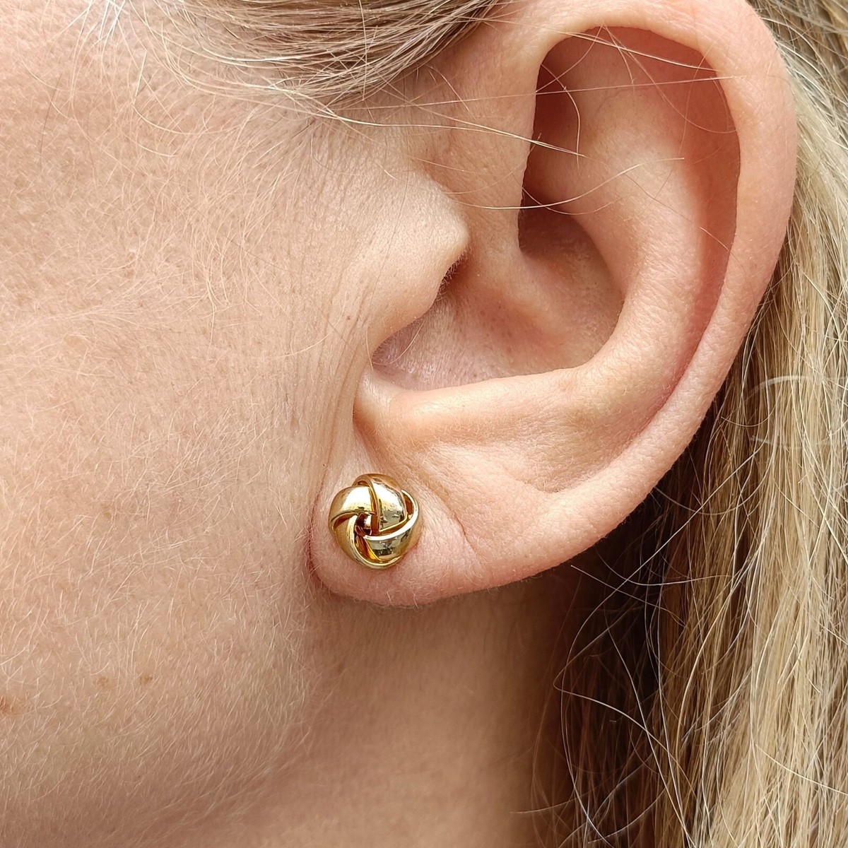 Orecchini A Perno In Oro 9kt Con Nodo Celtico Trinity - Gioiello Elegante Made In UK