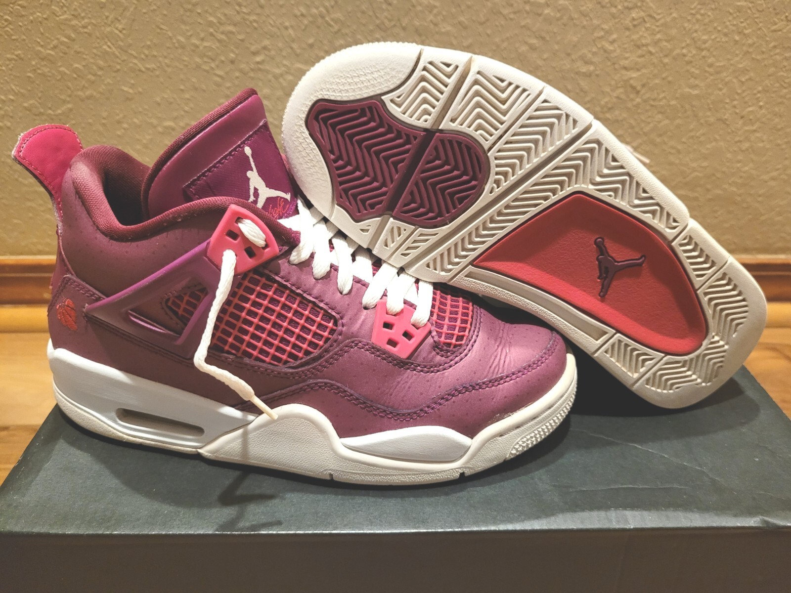 Size 4.5Y (GS) - Jordan 4 Retro Low For The Love Of The Game