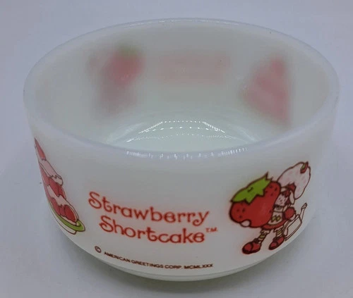 Anchor Hocking Fire King Bowl Strawberry Shortcake Vintage 1980 Milk Glass Bowl