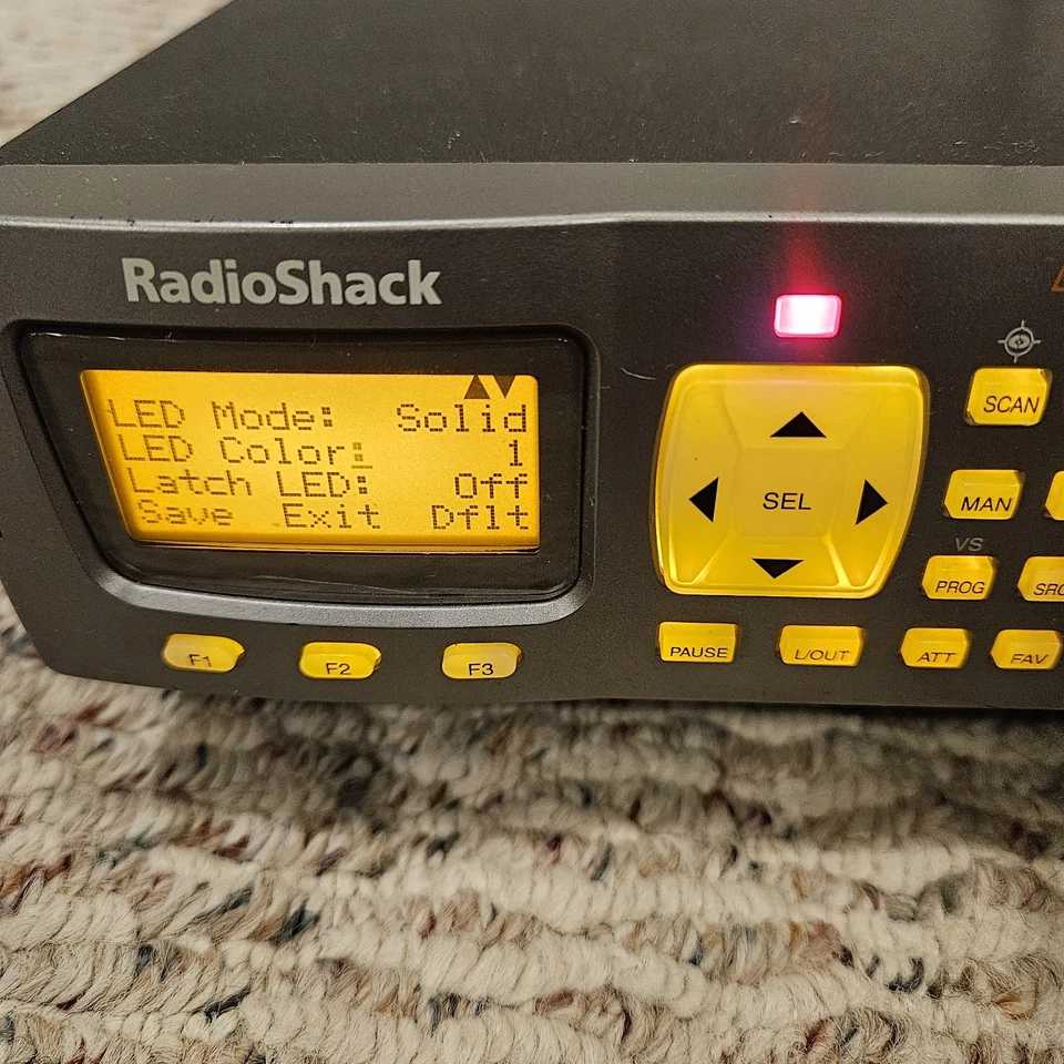 RADIO SHACK PRO-197 Digital Trunking Desktop Mobile Scanner mit Netzteil - Bild 3 von 4