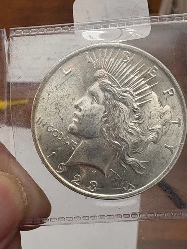 1923-P Peace Dollar Stunning BU - White Coin - Nice Luster